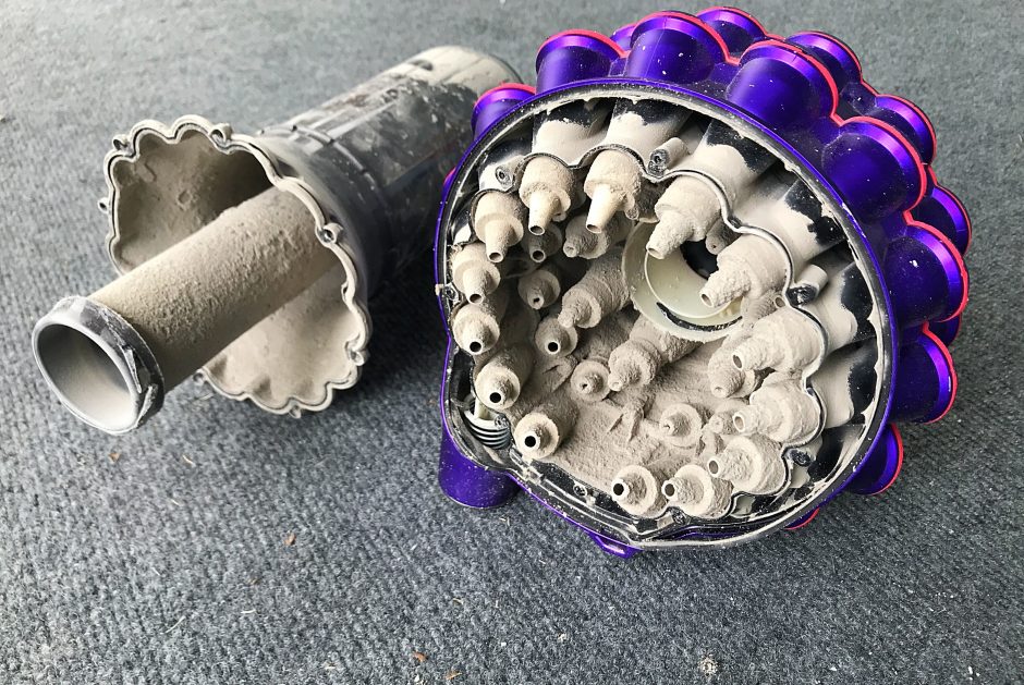 How to Clean A Dyson