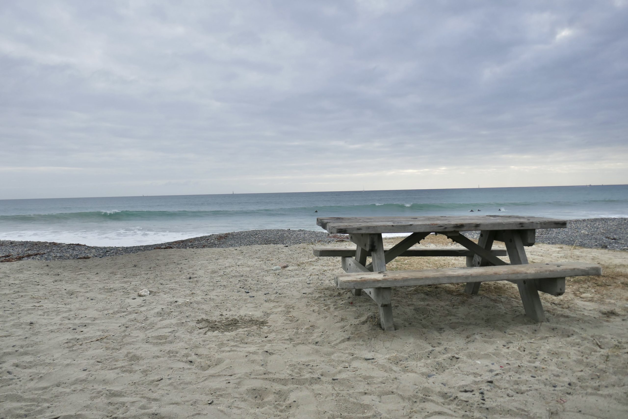 ocean picnic bench